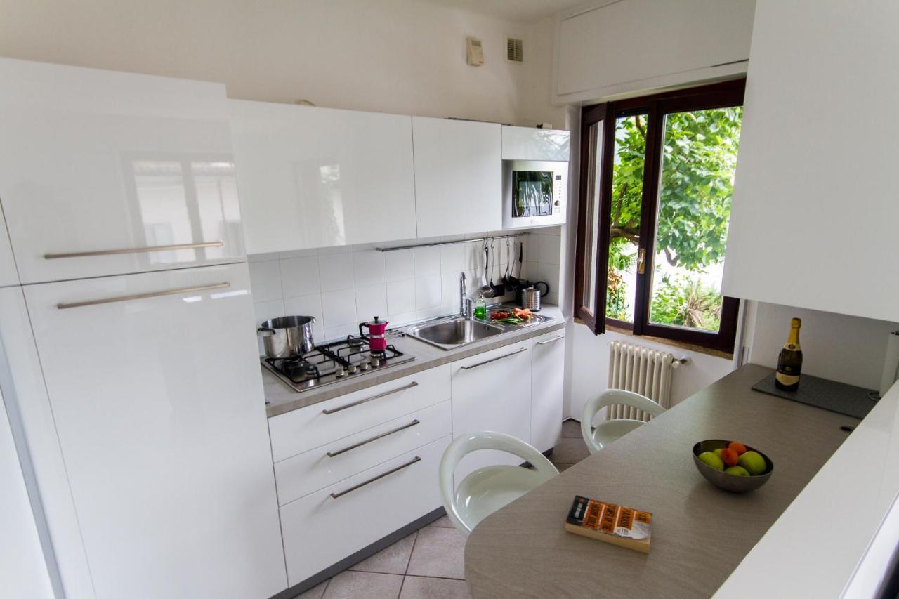 Apartment The Palm With Garden Sala Comacina Exterior foto
